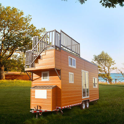 工場 ダイレセット プリファブ 輪付き小屋 トレーラーハウス オーランド Airbnbへの出荷準備