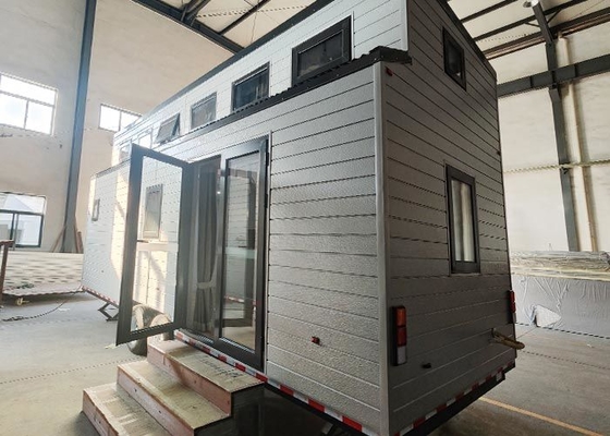 AS/NZS 標準 軽鋼 プリファブ 輪の小さな家 冒険家向けの家