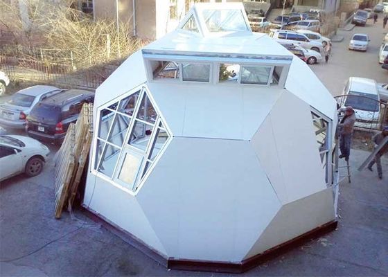 AS/NZS スタンダード バンガロー プリファブ ミニホーム 現代のプリファブ ドーム シャレット フットボールハウス