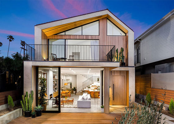 大きな窓のあるアッシジヴィラ、EUプレハブ軽量鉄骨造2階建てモジュール住宅